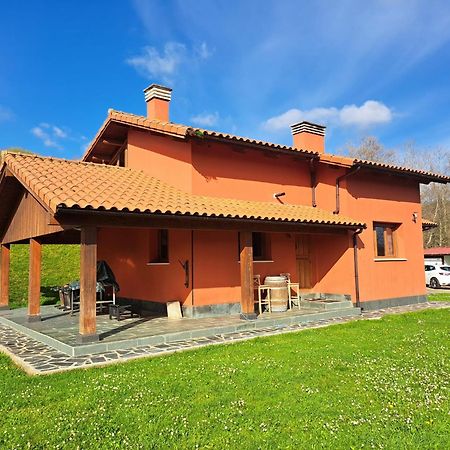 La Casita De Titi Villa Pravia Dış mekan fotoğraf