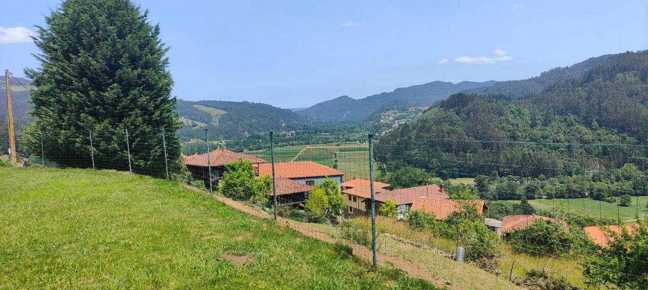 La Casita De Titi Villa Pravia Dış mekan fotoğraf