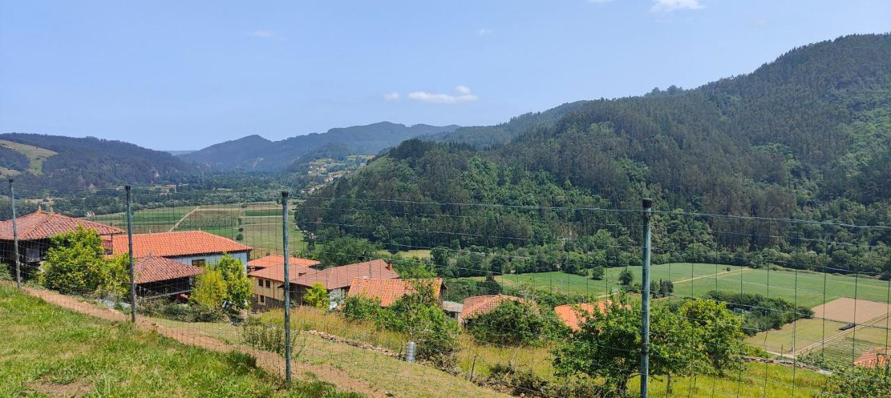 La Casita De Titi Villa Pravia Dış mekan fotoğraf